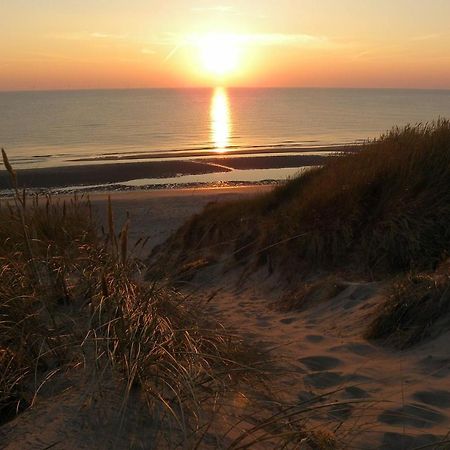 Strand83 Egmond aan Zee Exterior photo
