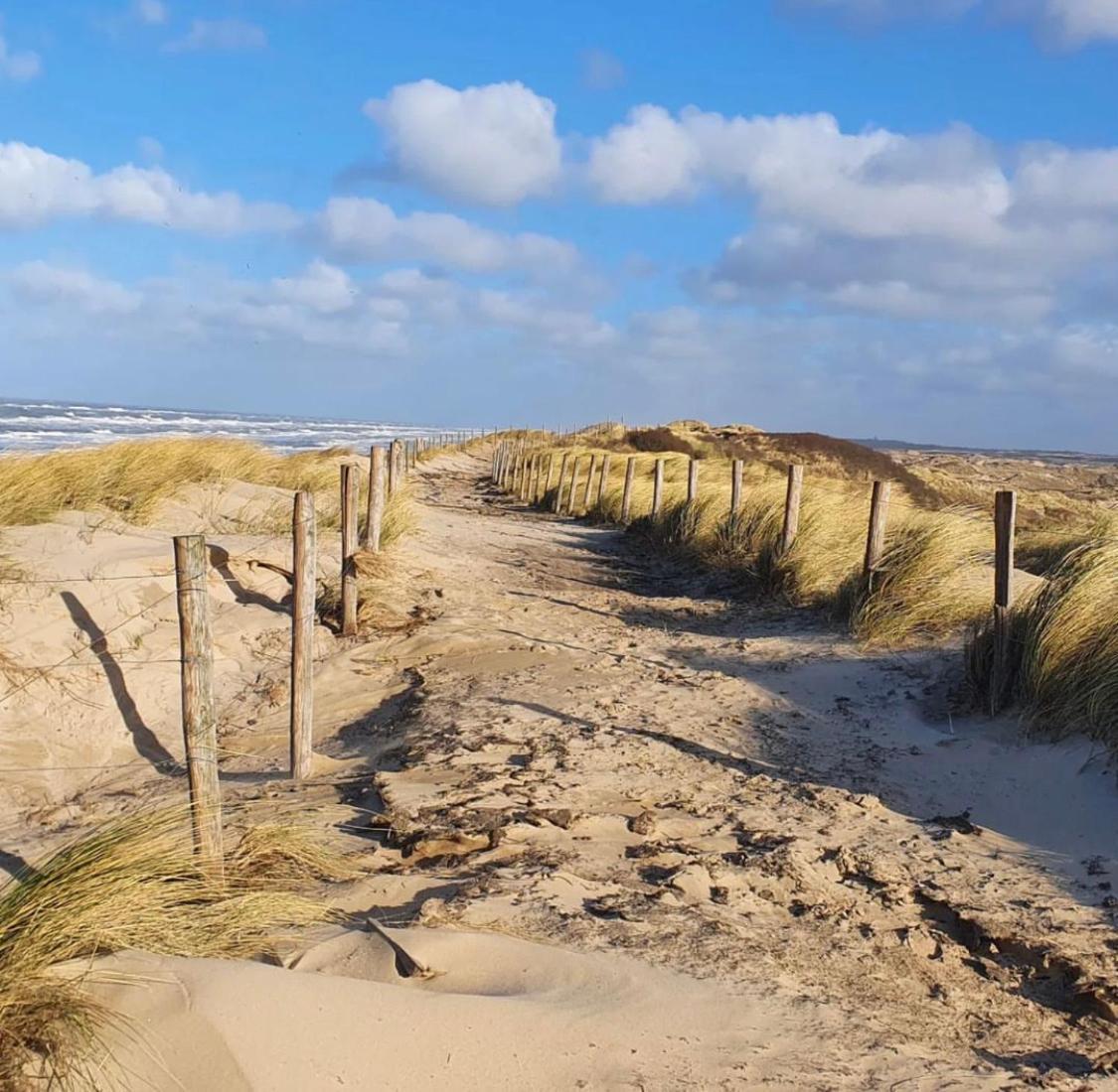 Strand83 Egmond aan Zee Exterior photo